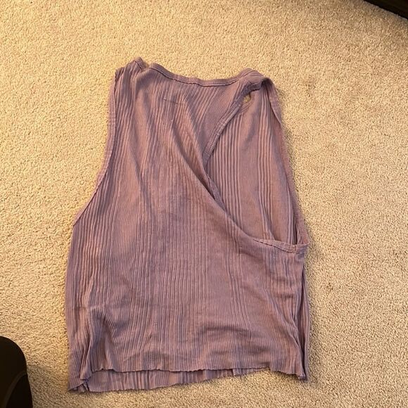 Alo Purple Tank Medium cropped. New - Picture 4 of 4